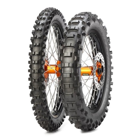 Metzeler MCE 6 Days Extreme 140/80 -18 M/C 70M M+S (Soft) Re. Metzeler MCE 6 Days Extreme 140/80 -18 M/C 70M M+S (Soft) Re.